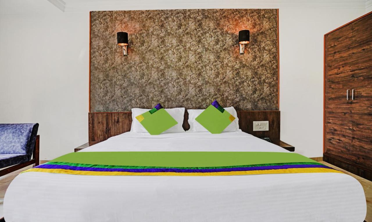 Treebo Varsha Palace ออรังกาบัด ภายนอก รูปภาพ
