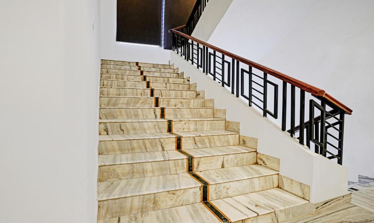 Treebo Varsha Palace ออรังกาบัด ภายนอก รูปภาพ
